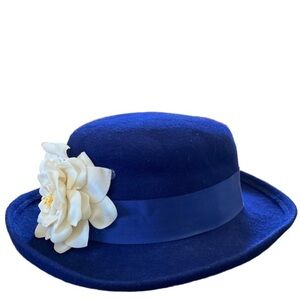 Women's Arlin Blue Hat with White Flower One Size